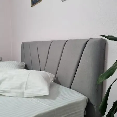 52 Apartment Tirana